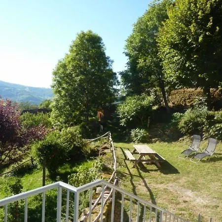 Charmant Gite Au Coeur Des Volcans D'auvergne Avec Jardin, Cheminee Et Proche Super-lioran - Fr-1-742-15 * Thiezac